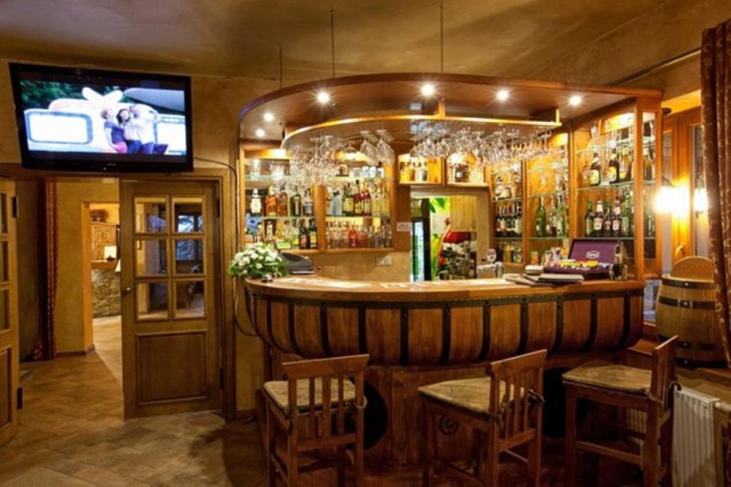 Hotel Dwor Karolowka Zakopane Ngoại thất bức ảnh