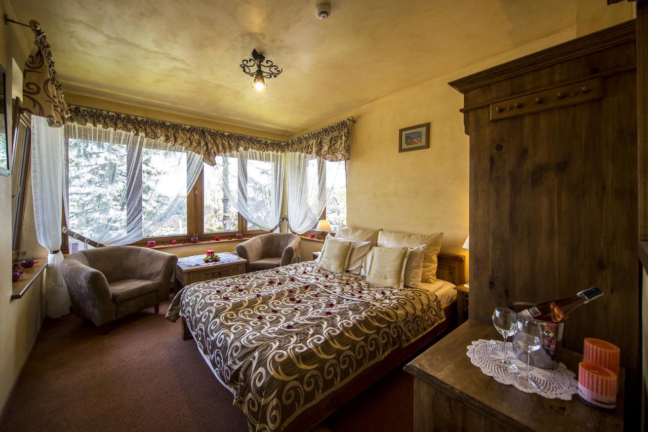 Hotel Dwor Karolowka Zakopane Ngoại thất bức ảnh